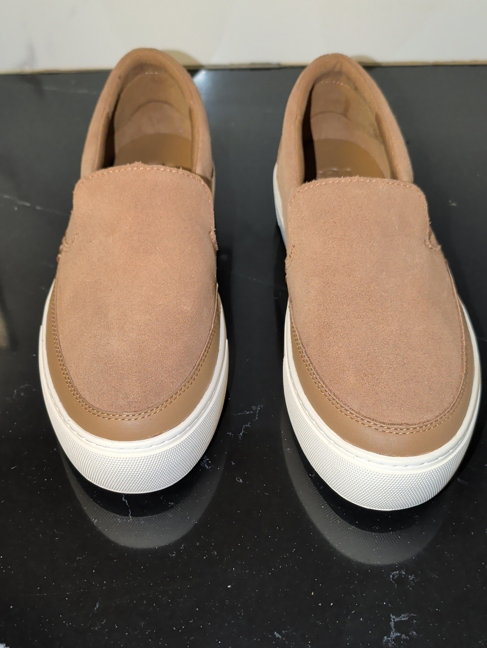UGG Zilo Slip-On Chestnut Sneakers Size 7.5 New MSRP $100 - Picture 4 of 11